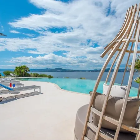 וילה With Helipad, Sauna And Infinity Pool סן טרופז