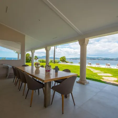 With Helipad, Sauna And Infinity Pool *